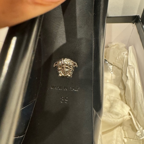 Versace Medusa heels; Black on Black; size 39 - Picture 6 of 10
